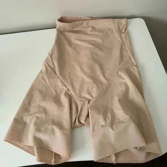 NWOT TC Fine Intimates Womens Cool On You Firm Control Thigh Slimmer L - Picture 3 of 5